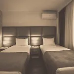 Hotel Corvaris 3*