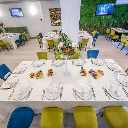 Corvaris Hotel